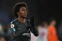 Willian Chelsea Fighting Premier League Title