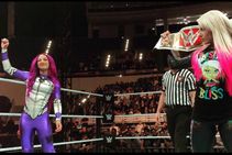 Alexa Bliss Sasha Banks Create History At Abu Dhabi