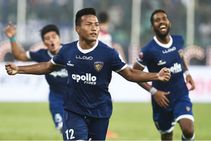 Chennaiyin Fc Host Struggling Delhi Dynamos
