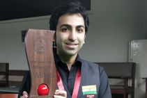 Advani Sweeps Past Haria Clinch Title