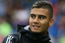 Manchester United Loanee Pereira Wants Valencia Stay