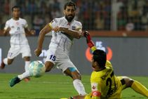 Mumbai Down 10 Man Goa 4 3 A Isl Thriller