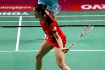 Pbl 2018 Carolina Marin Saina Nehwal Hyderabad Hunters Beat Awadhe Warriors
