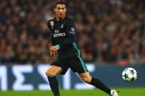 La Liga Real Slump Further Atletico Valencia Win Away