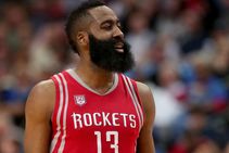 Nba Rockets Close Gap On Warriors By Beating Heat