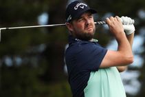 Pga Tour Leishman Leads As Spieth Struggles At Kapalua