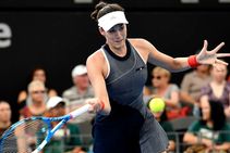 Australian Open Hopeful Muguruza Retires Brisbane