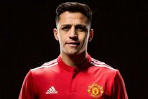 Stats The Way To Do It How Alexis Sanchez Compares To Manchester Uniteds Forwards