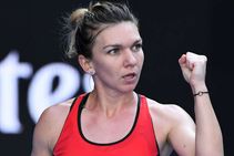 Australian Open Halep Sails Into Quarters After Overpowering Osaka
