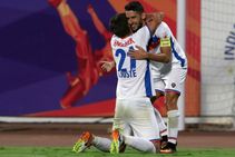 Isl Fc Goa Roar Back Form Drub Pune City 4 
