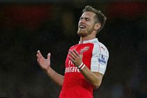 Bayern Munich Lead The Race Contract Rebel Ramsey Arsenal