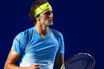 Zverev Del Potro Untroubled As Nishikori Crashes Out