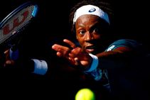 Monfils Stunned In Quito Ramos Vinolas Cruises Into Semis