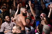 Ufc On Fox 28 Results Stephens Finishes Emmett Quick Time