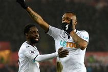 Fa Cup Ayew Dyer Lead Swansea City Into Quarters