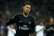 Neymar Wont Face Madrid Should Have Op Says Father