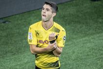 Mcbride Urges Pulisic Opt Liverpool Over United