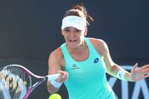 Dubai Disappointment Radwanska Konta Advances