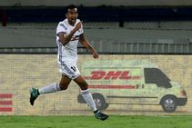 Isl Miku Snatches 1 1 Draw Bengaluru Fc Against Fc Pune City