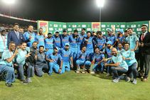 India Vs South Africa 6th Odi Virat Kohli Shardul Thakur Centurion See Pics