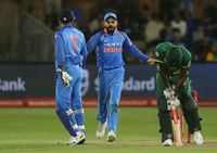 India Vs South Africa Virat Kohli Sledges Tabraiz Shamsi Banter Caught On Stump Mic