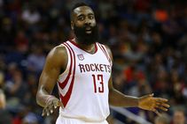 Nba High Flying Rockets Win 16th Straight Warriors Beat Nets