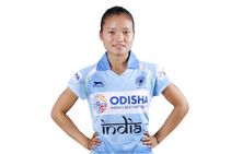 Cwg 2018 Hockey Helps Mizo Girl Lalremsiami Learn Hindi