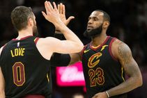 Nba Lebron Triple Double Powers Cavs Past Bucks As Love Returns