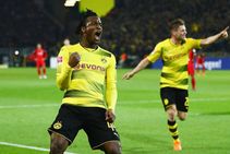Substitute Batshuayi Rescues Borussia Dortmund Dramatic Finale