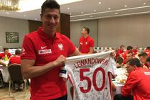 Van Gaal Failed Sign Lewandowski Manchester United