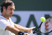 Federer Cruises At Indian Wells Thiem Retires Hurt