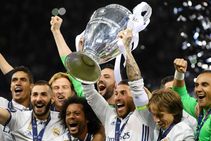 Uefa Champions League Changes Twelve Subs Staggered Kick Offs January Transfers