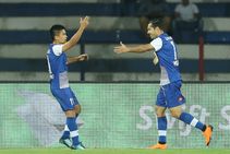 Isl 2018 Bengaluru Fc Vs Fc Pune City Sunil Chhetri Books Panenka