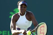 Wozniacki Exits As Venus Konta Cruise In Miami