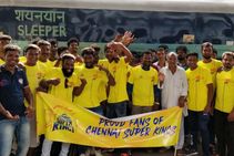 Ipl 2018 Chennai Super Kings Bring Fans To Pune On Whistle Podu Express