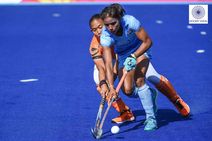 Cwg 2018 India Eves Outclass Malaysia 4 