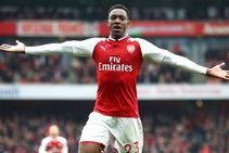 Arsenal 3 Southampton 2 Gunners Home Comforts Welbeck Sinks Saints