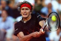 Del Potro Suffers Injury Setback As Zverev Marches On Rome