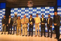 Virat Kohli Harmanpreet Kaur Get Top Honours At Ceat Cricket Rating Awards