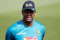 Courtney Walsh Continue As Bangladesh Head Coach