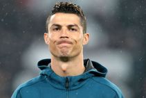 Arsene Wenger Cristiano Ronaldo Lionel Messi Arsenal Manager Regrets Transfers