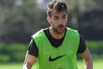 Fabregas Wenger Treated Me Like Son But I Love Mourinho