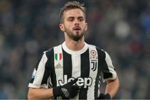 El Clasico Transfer Market As Real Madrid Barcelona Fight Miralem Pjanic