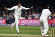 England Vs Pakistan 1st Test Day 1 Abbas Hasan Torment Sorry Hosts
