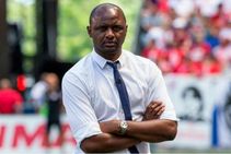 Everton Line Up Vieira Replace Allardyce