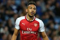 Pierre Emerick Aubameyang Thought Arsene Wenger Arsenal Stay Years