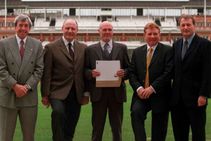 World Cup Winner Ray Wilson Dies