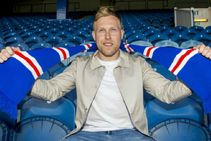 Scott Arfield Kicks Off Steven Gerrard S Rangers Revolution