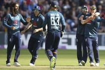 England Vs Australia 2nd Odi Highlights Ton Up Jason Roy Jos Buttler Shine
