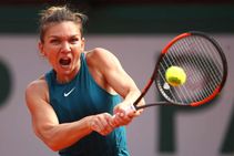 French Open 2018 Simona Halep Battles Back Against Sloane Stephens Claim First Major